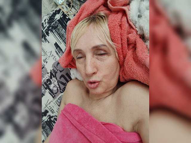 pautina100 live cam on BongaCams