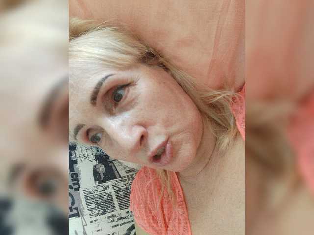 pautina100 live cam on BongaCams