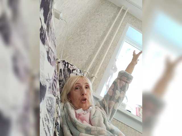 pautina100 live cam on BongaCams