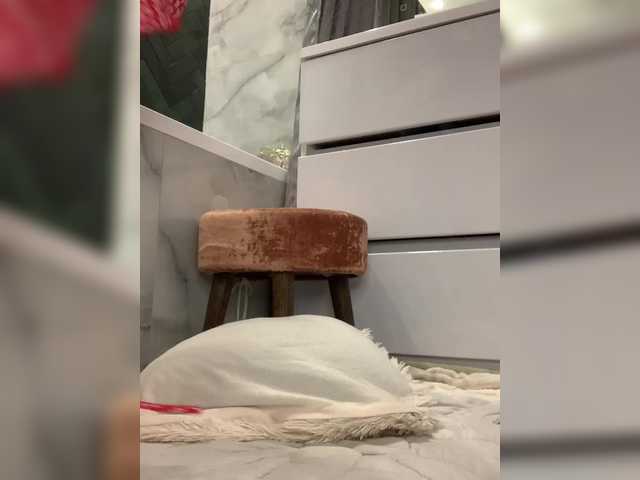 LoveLama's BongaCams show and profile