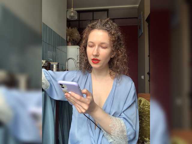 LoveLama's BongaCams show and profile