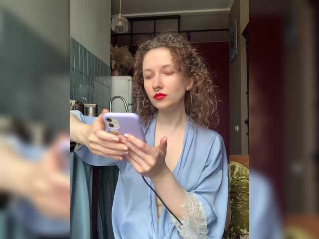 LoveLama's BongaCams show and profile