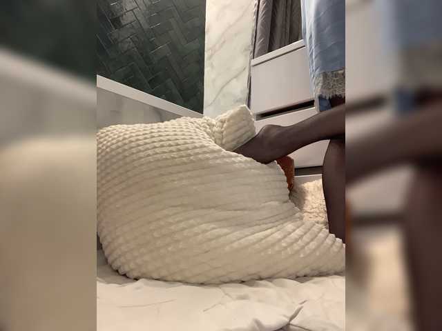 LoveLama live cam on BongaCams