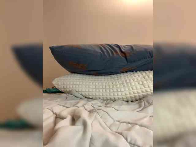 AlenaRai webcam