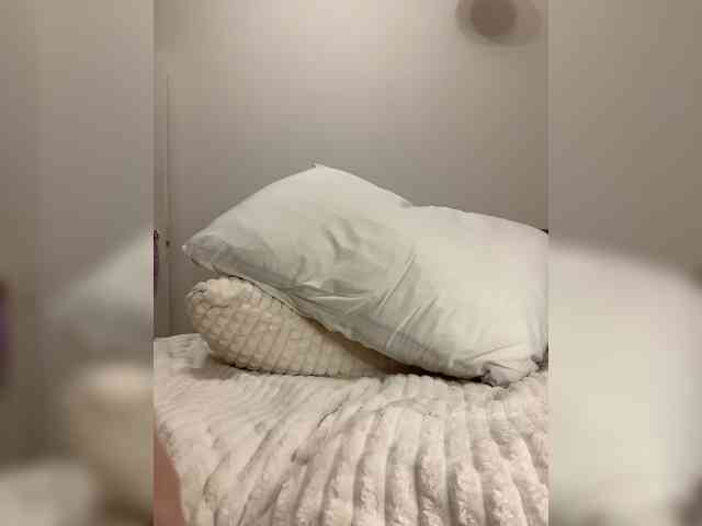 AlenaRai webcam