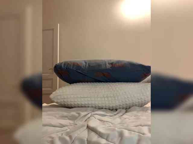 AlenaRai webcam