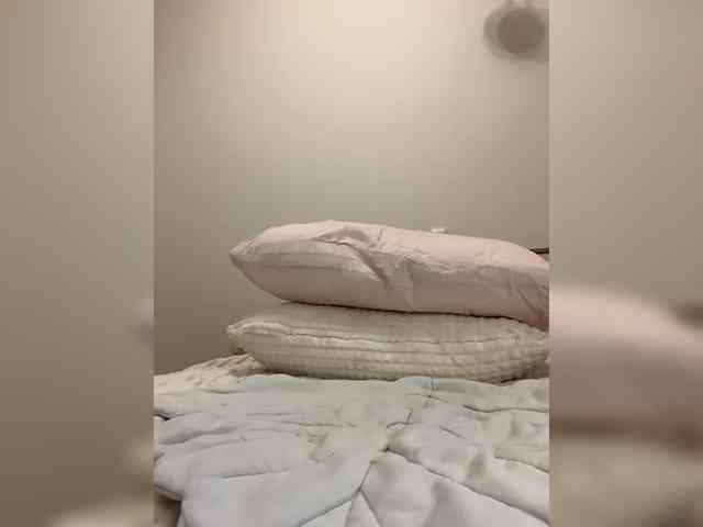 AlenaRai webcam