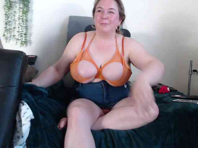 titanic-tits webcam