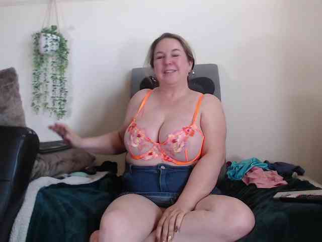 titanic-tits webcam