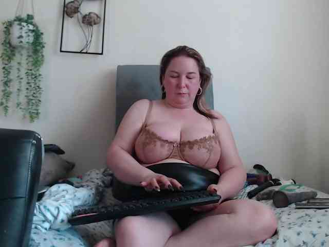 titanic-tits