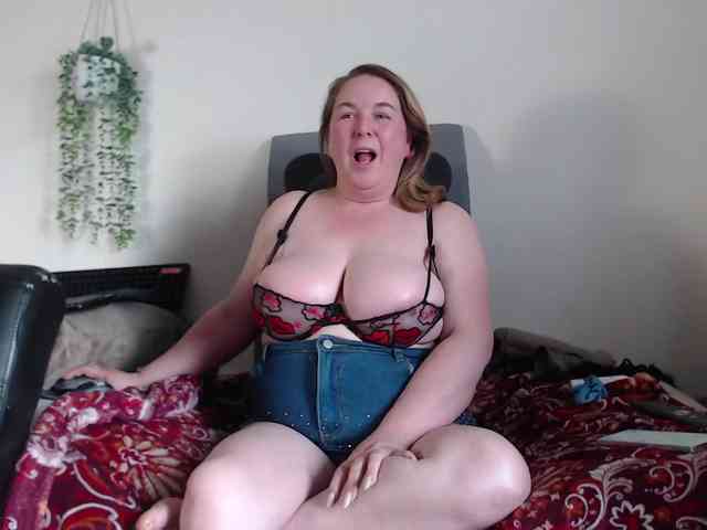 titanic-tits webcam
