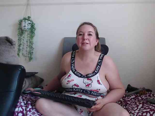 titanic-tits webcam
