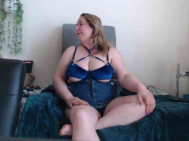 titanic-tits