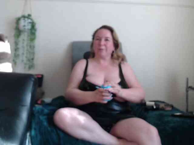 titanic-tits webcam