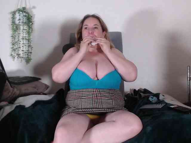 titanic-tits