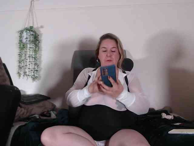 titanic-tits webcam
