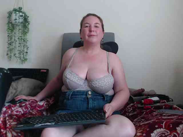 titanic-tits webcam