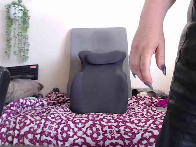 titanic-tits webcam