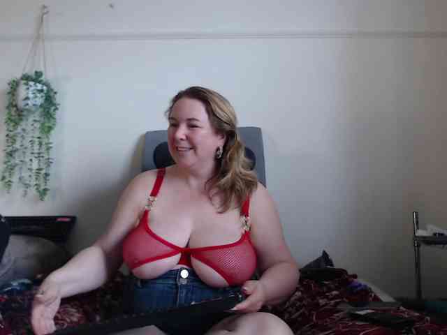 titanic-tits webcam