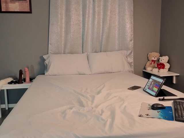 Beebeethai — live female cam