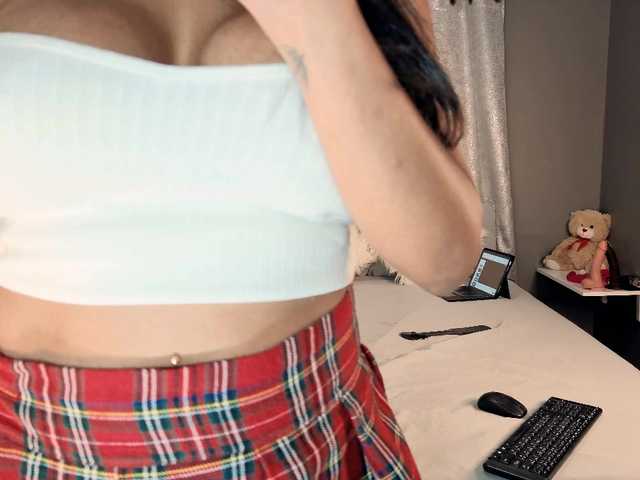 Beebeethai live cam on BongaCams