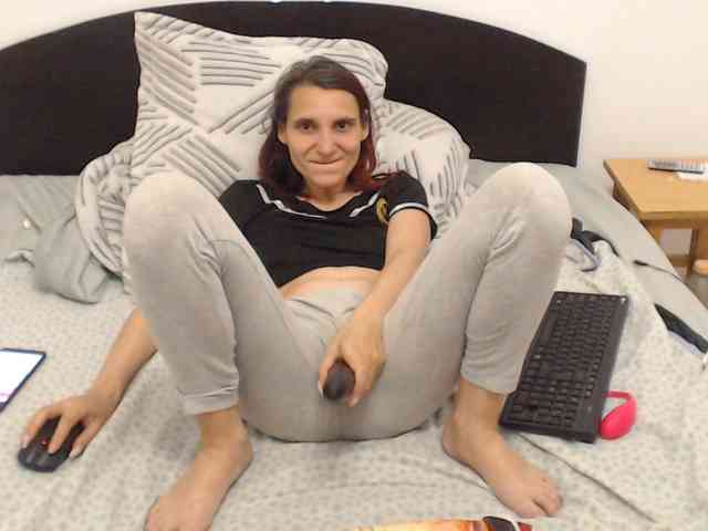 cumpussywet webcam