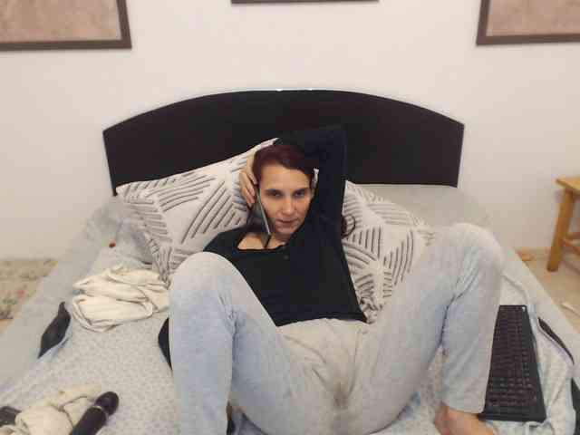 cumpussywet webcam