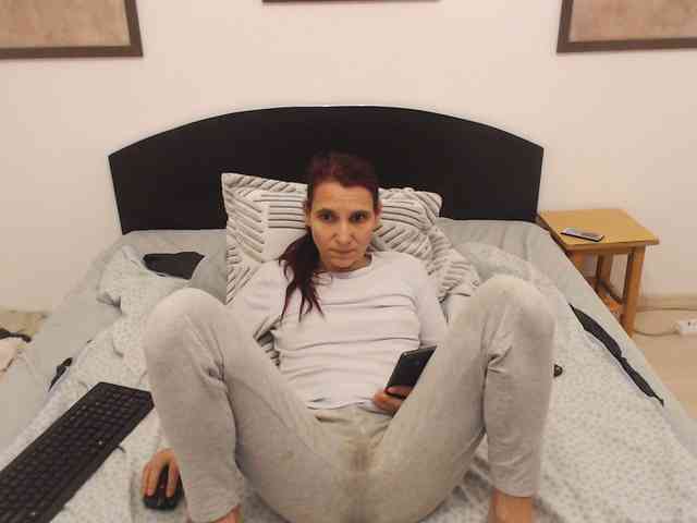 cumpussywet webcam