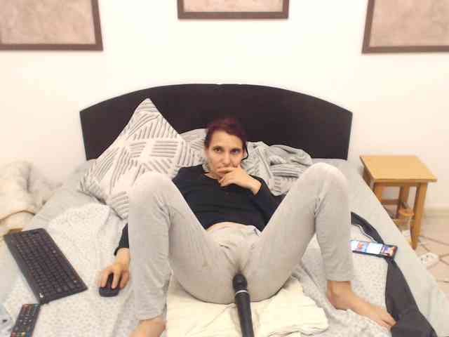 cumpussywet webcam