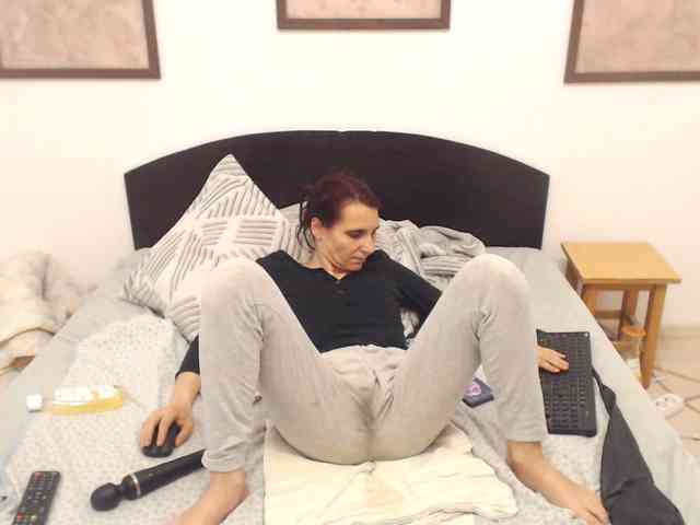 cumpussywet webcam