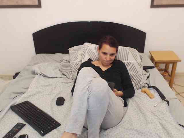 cumpussywet webcam