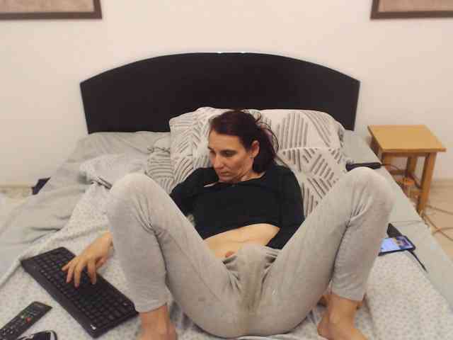 cumpussywet webcam