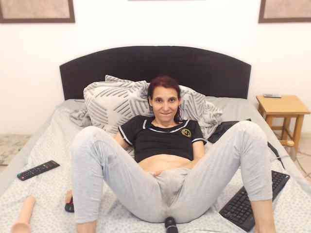 cumpussywet webcam