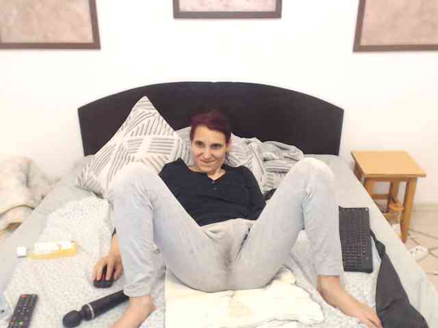 cumpussywet webcam