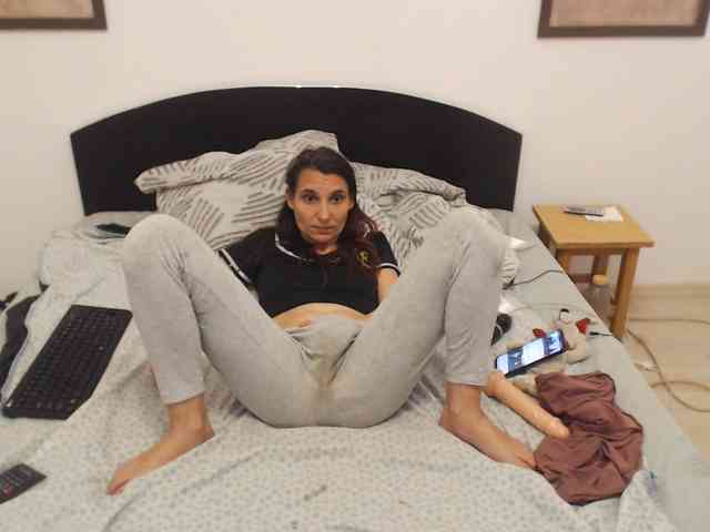 cumpussywet webcam