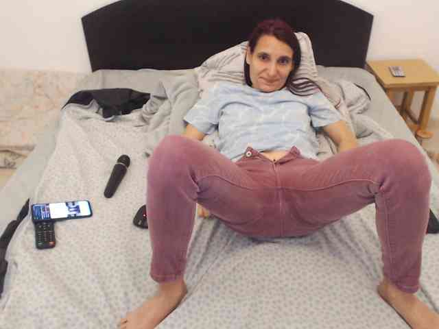 cumpussywet webcam