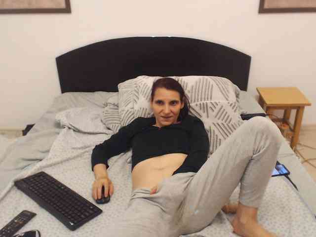 cumpussywet webcam
