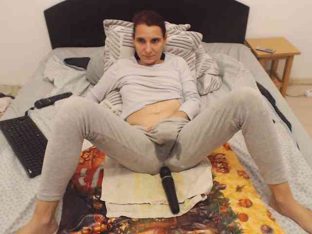 cumpussywet webcam
