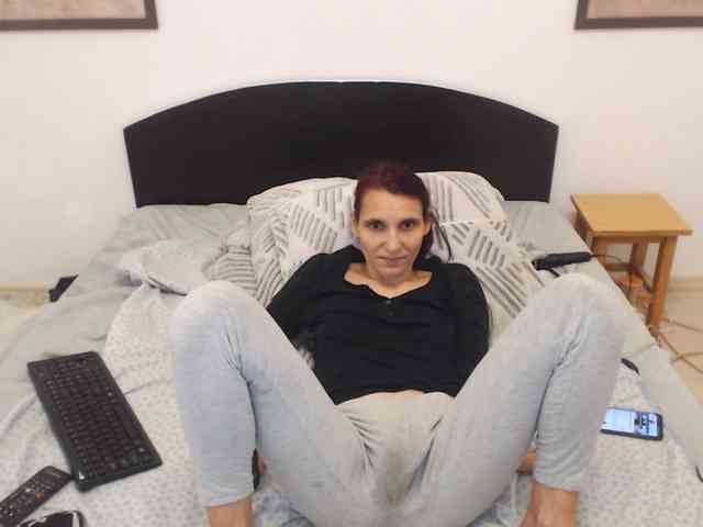 cumpussywet webcam