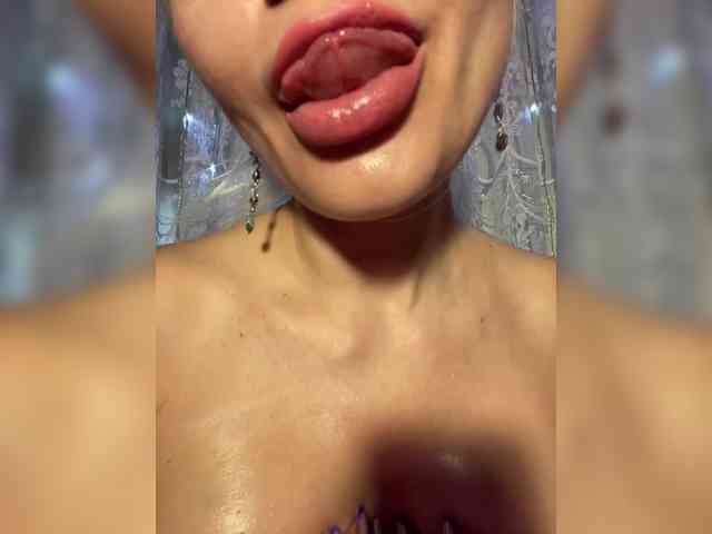 Hugme10times webcam