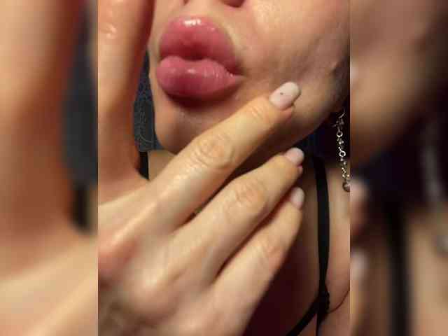 Hugme10times webcam
