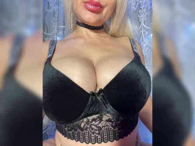 Hugme10times webcam