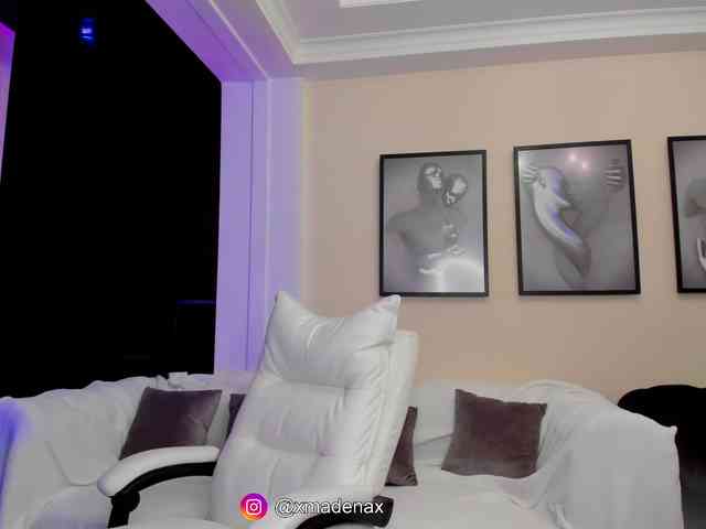 xkaralevax webcam