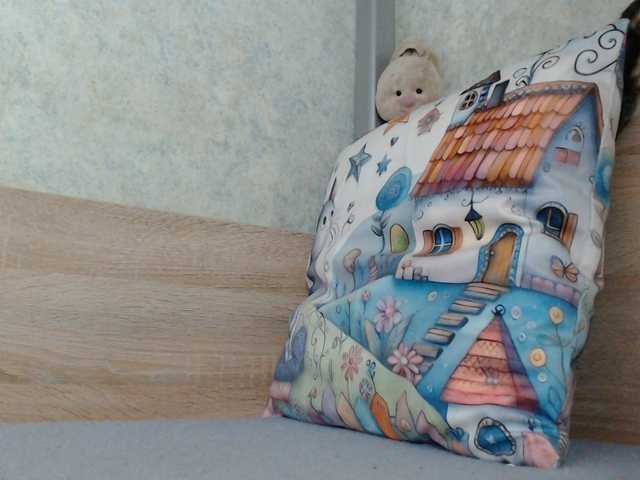 TvoyaIgrushka live webcam show
