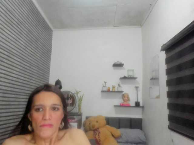 Aruray live cam preview