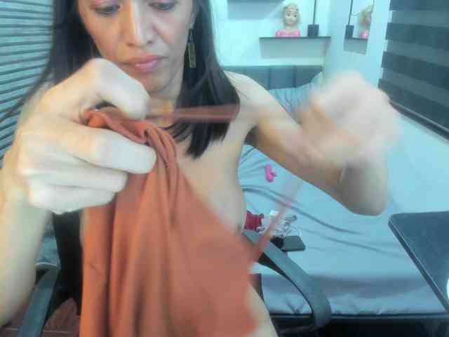 Aruray Live Webcam on BongaCams