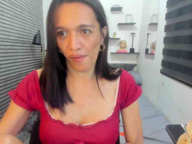 Aruray Live Webcam on BongaCams