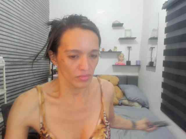 Aruray Sex Cam Show