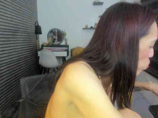 Aruray Live Webcam on BongaCams