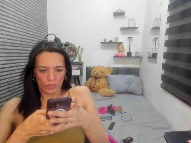 Aruray Sex Cam Show